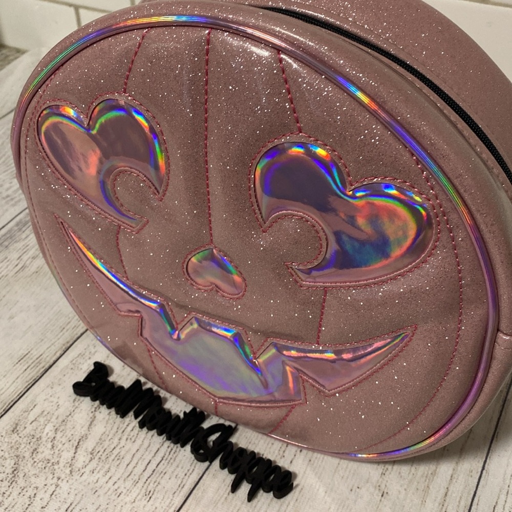 *Double K Originals Heart Pumps for Pumpkins Face Pale Pink Holo Glitter Purse - Picture 2 of 12